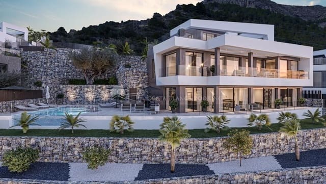 4 soverom Villa til salgs i Calpe / Calp med svømmebasseng garasje - € 1 950 000 (Ref: 9903846)