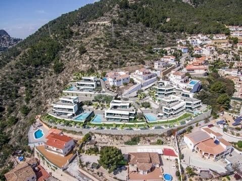 4 soverom Villa til salgs i Calpe / Calp med svømmebasseng garasje - € 1 850 000 (Ref: 9903847)