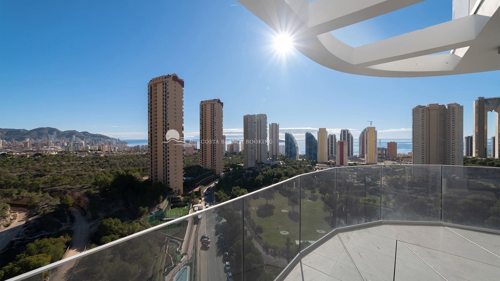 3 chambre Appartement à vendre à Benidorm avec piscine garage - 601 000 € (Ref: 9934149)
