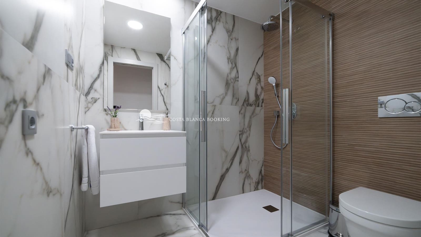 2 chambre Appartement à vendre à Benidorm avec piscine garage - 904 100 € (Ref: 9939903)