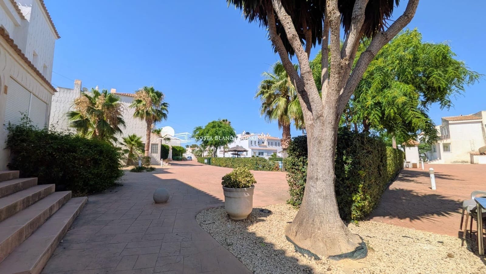 2 soveværelse Bungalow til salg i La Nucia med swimmingpool garage - € 259.000 (Ref: 9947867)