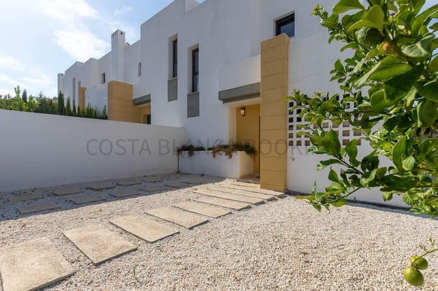 3 soveværelse Semi-Rækkehus til salg i Busot med swimmingpool garage - € 355.000 (Ref: 9954191)