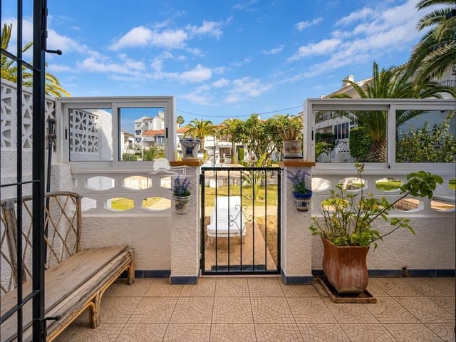 3 sypialnia Dom szeregowy na sprzedaż w Albir, Alfaz del Pi / L'Alfàs del Pi z basenem garażem - 425 000 € (Ref: 9959732)