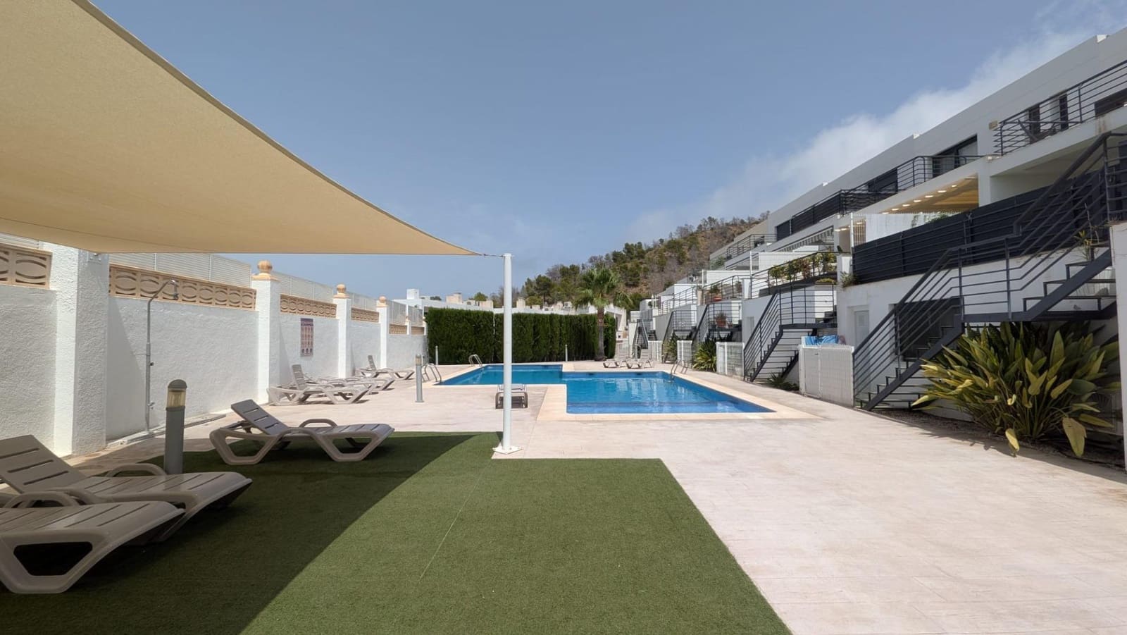 3 sovrum Radhus till salu i Alfaz del Pi / L'Alfas del Pi med pool garage - 495 000 € (Ref: 9973266)