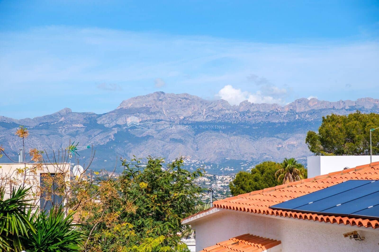 Chalet de 3 habitaciones en Albir en venta con piscina garaje - 699.000 € (Ref: 9982936)