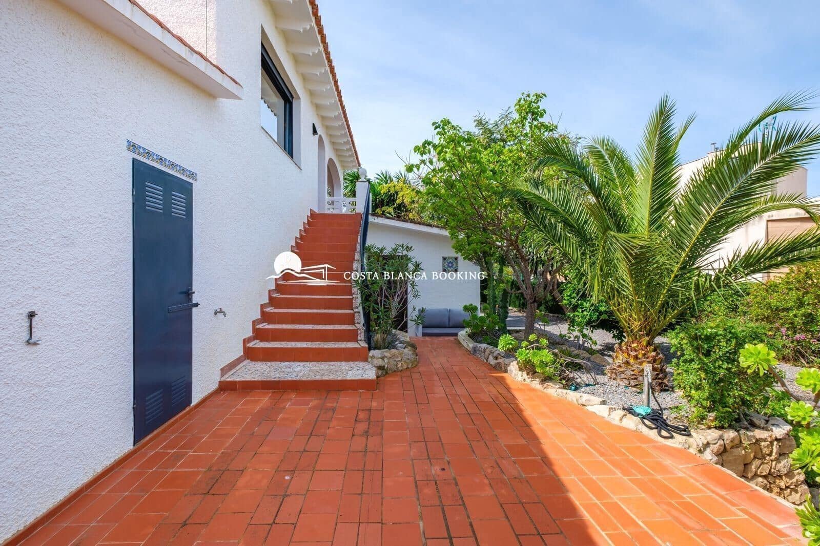 3 bedroom Villa for sale in Albir with pool garage - € 699,000 (Ref: 9982936)