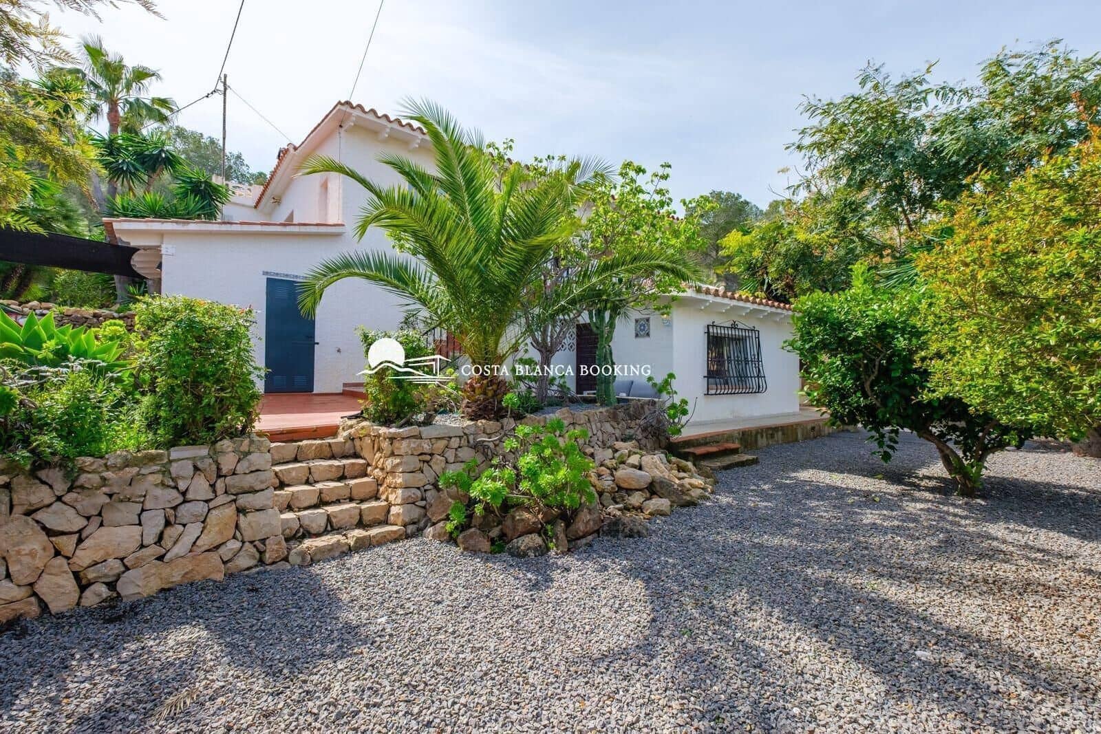 3 bedroom Villa for sale in Albir with pool garage - € 699,000 (Ref: 9982936)
