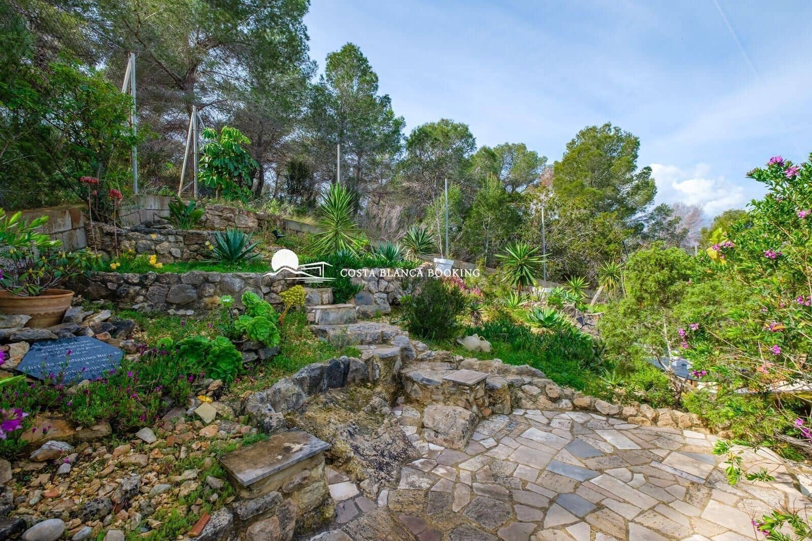 3 bedroom Villa for sale in Albir with pool garage - € 699,000 (Ref: 9982936)