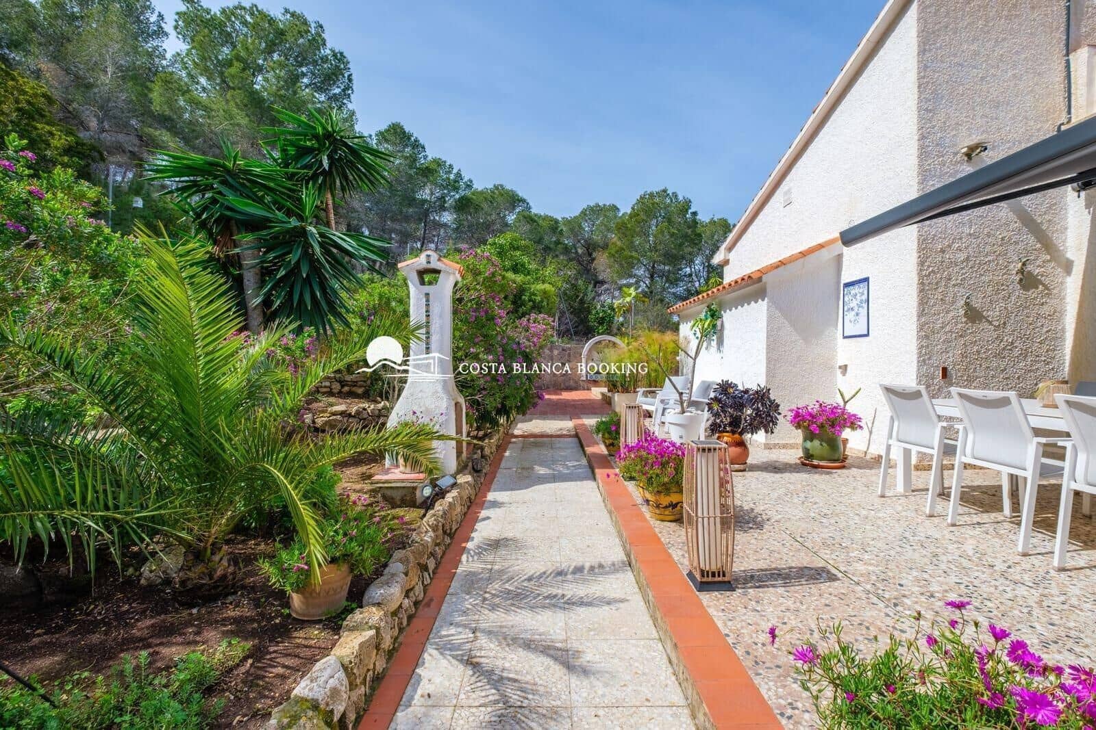 3 bedroom Villa for sale in Albir with pool garage - € 699,000 (Ref: 9982936)