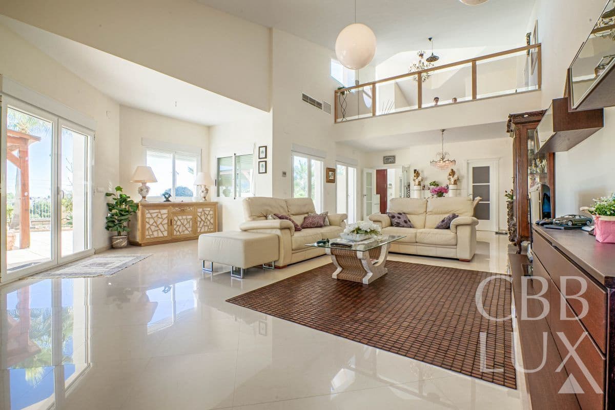 5 Zimmer Villa zu verkaufen in Alfaz del Pi / L'Alfas del Pi mit Pool Garage - 2.450.000 € (Ref: 9997091)