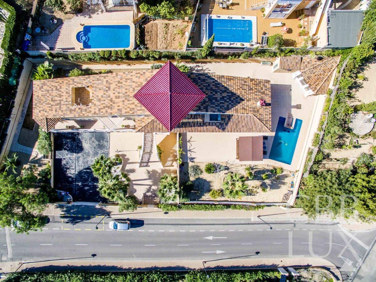 5 Zimmer Villa zu verkaufen in Alfaz del Pi / L'Alfas del Pi mit Pool Garage - 2.450.000 € (Ref: 9997091)