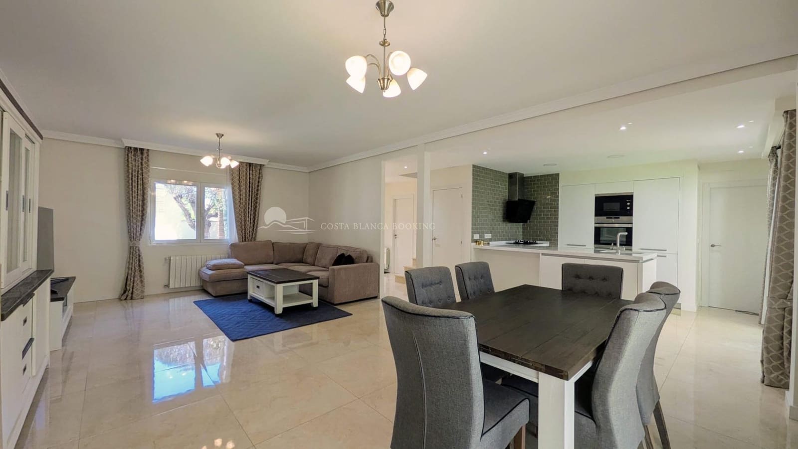 3 Zimmer Reihenhaus zu verkaufen in Albir mit Pool Garage - 670.000 € (Ref: 9998773)
