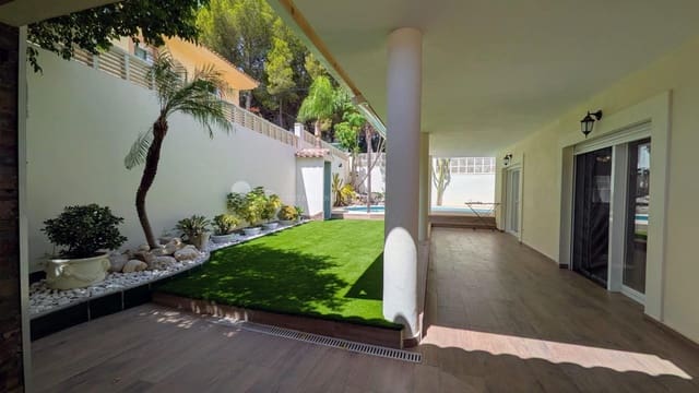 3 Zimmer Reihenhaus zu verkaufen in Albir, Alfaz del Pi / L'Alfàs del Pi mit Pool Garage - 670.000 € (Ref: 9998773)