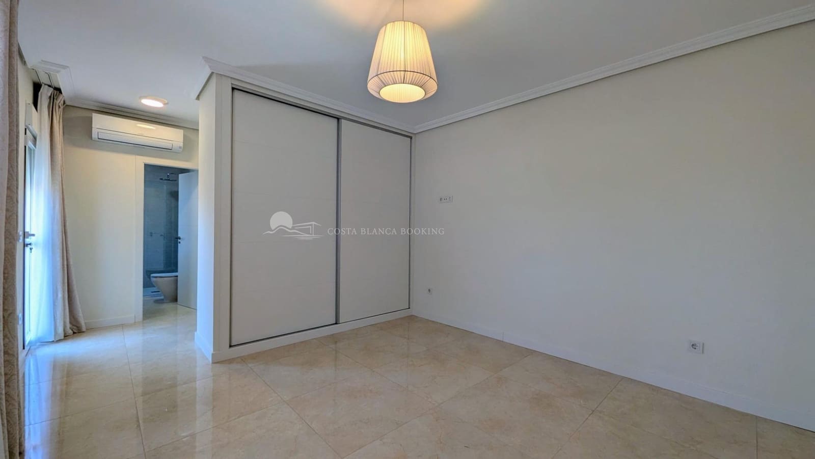 3 bedroom Terraced Villa for sale in Albir with pool garage - € 670,000 (Ref: 9998773)
