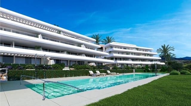 Apartamento de 2 habitaciones en Buenas Noches, Estepona en venta con piscina garaje - 570.000 € (Ref: 8442633)