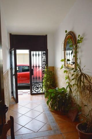 Kommersiell til salgs i Cancelada, Estepona - € 500 000 (Ref: 8582545)