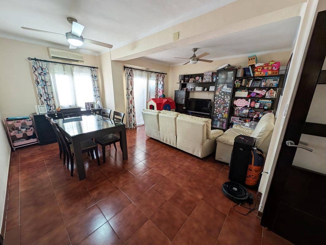 2 bedroom Flat for sale in Estepona - € 230,000 (Ref: 8806260)