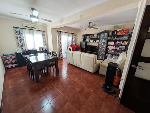 2 bedroom Flat for sale in Estepona - € 230,000 (Ref: 8806260)