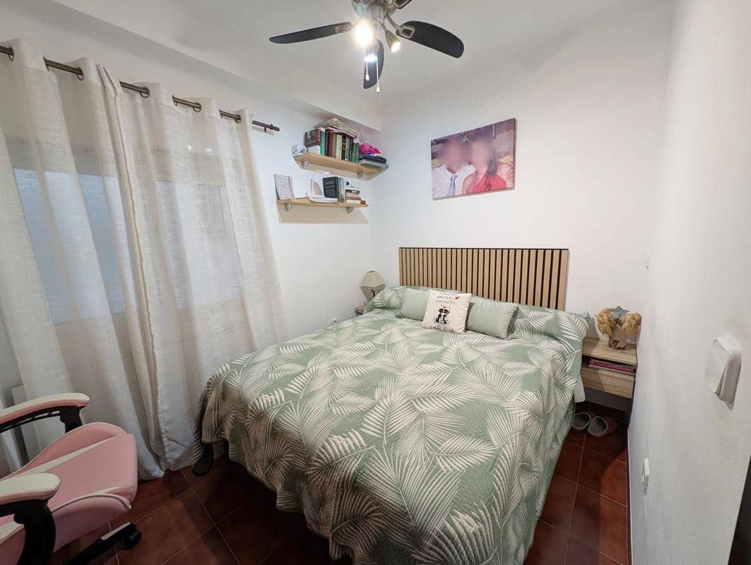 2 bedroom Flat for sale in Estepona - € 230,000 (Ref: 8806260)