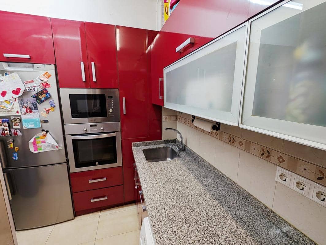 2 bedroom Flat for sale in Estepona - € 230,000 (Ref: 8806260)