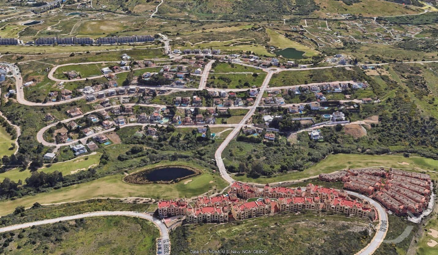 Terrain à Bâtir à vendre à Estepona - 320 000 € (Ref: 9385494)