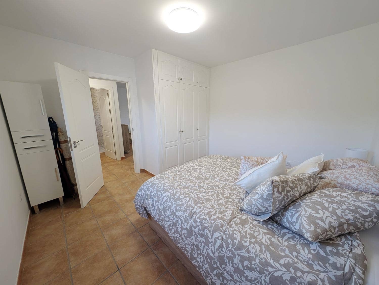 1 sypialnia Finka/Dom wiejski na sprzedaż w Estepona z garażem - 550 000 € (Ref: 9527616)