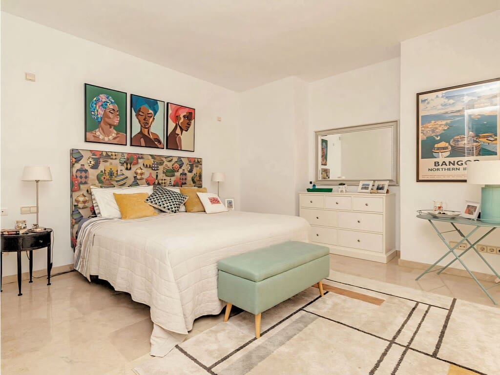 3 sypialnia Penthouse na sprzedaż w Elviria z basenem garażem - 1 095 000 € (Ref: 10003495)