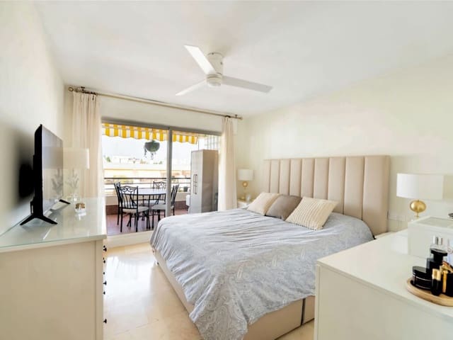 2 soveværelse Lejlighed til salg i San Pedro de Alcantara, Marbella med swimmingpool garage - € 465.000 (Ref: 10005174)