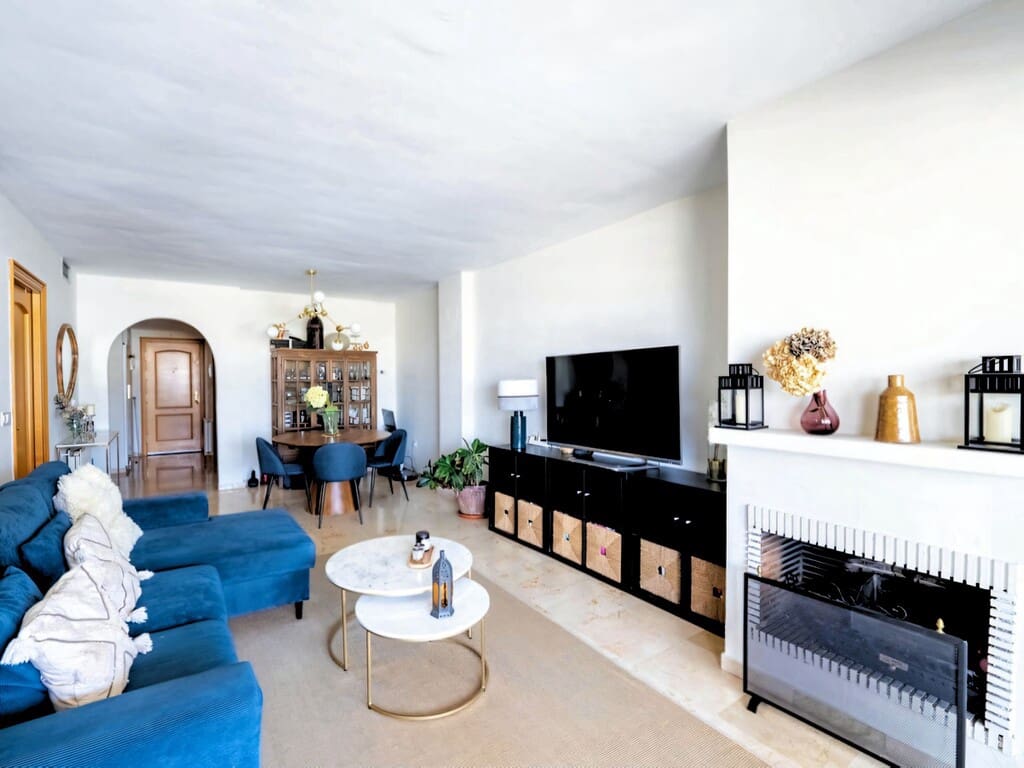 2 soveværelse Lejlighed til salg i San Pedro de Alcantara med swimmingpool garage - € 465.000 (Ref: 10005174)