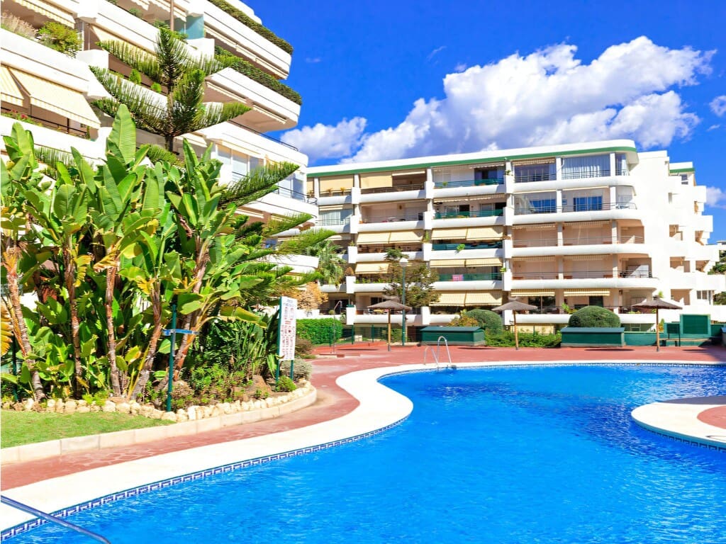 2 soveværelse Lejlighed til salg i San Pedro de Alcantara med swimmingpool garage - € 465.000 (Ref: 10005174)