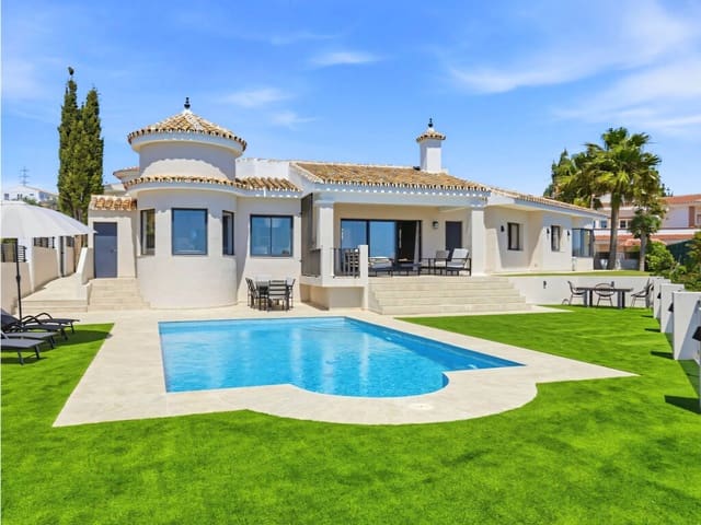 4 chambre Villa/Maison à vendre à Mijas Costa, Mijas avec piscine garage - 1 599 000 € (Ref: 10008385)