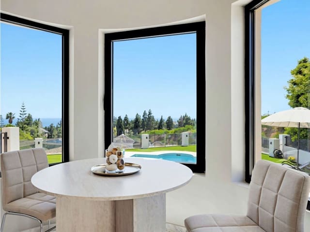4 chambre Villa/Maison à vendre à Mijas Costa, Mijas avec piscine garage - 1 599 000 € (Ref: 10008385)
