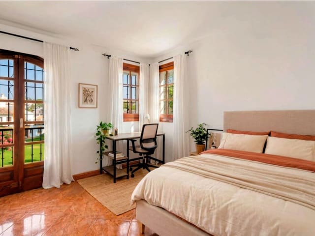 2 soveværelse Byhus til salg i Elviria, Marbella med swimmingpool - € 420.000 (Ref: 10011073)