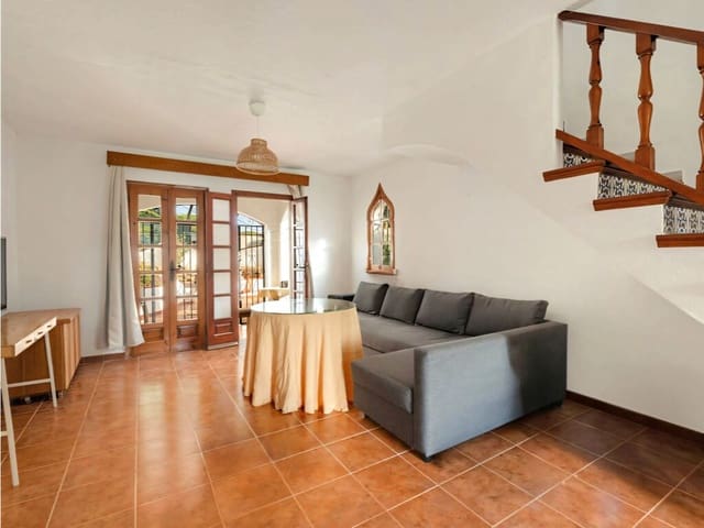2 soveværelse Byhus til salg i Elviria, Marbella med swimmingpool - € 420.000 (Ref: 10011073)