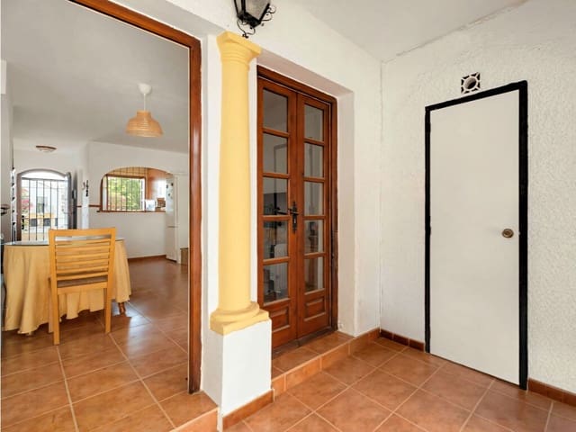 2 soveværelse Byhus til salg i Elviria, Marbella med swimmingpool - € 420.000 (Ref: 10011073)