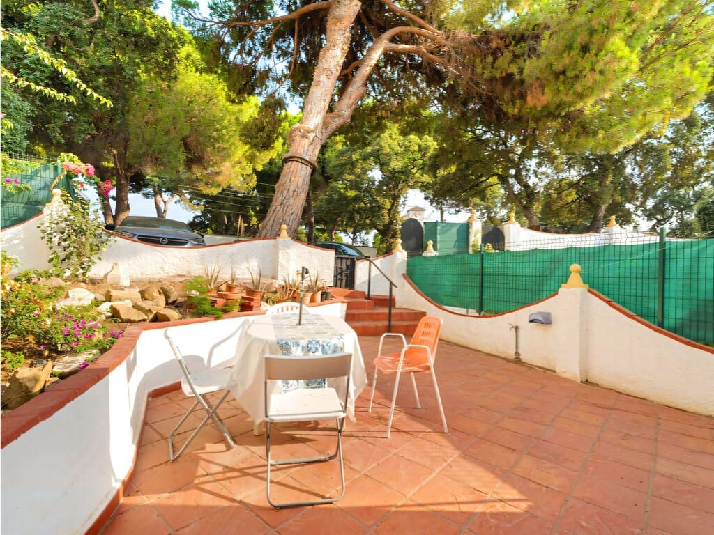 2 soveværelse Byhus til salg i Elviria med swimmingpool - € 420.000 (Ref: 10011073)