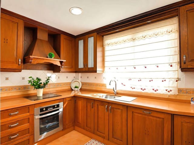 3 slaapkamer Penthouse te koop in Fuengirola - € 745.000 (Ref: 10011074)