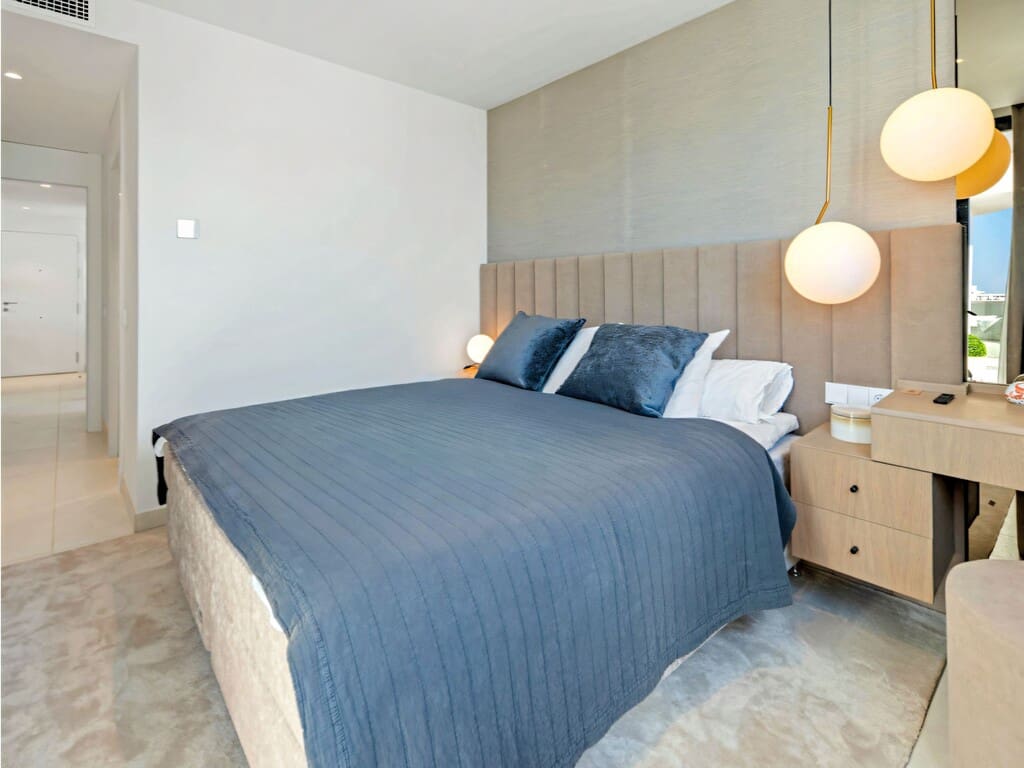 3 Zimmer Apartment zu verkaufen in Fuengirola mit Pool Garage - 690.000 € (Ref: 10015138)