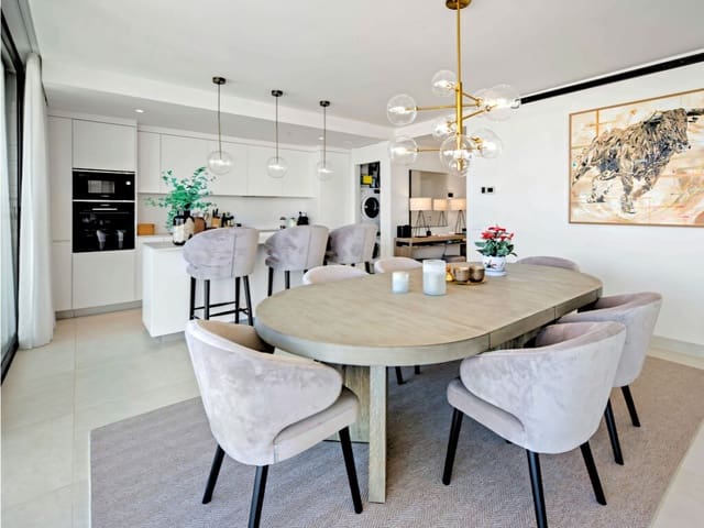 3 Zimmer Apartment zu verkaufen in Fuengirola mit Pool Garage - 690.000 € (Ref: 10015138)
