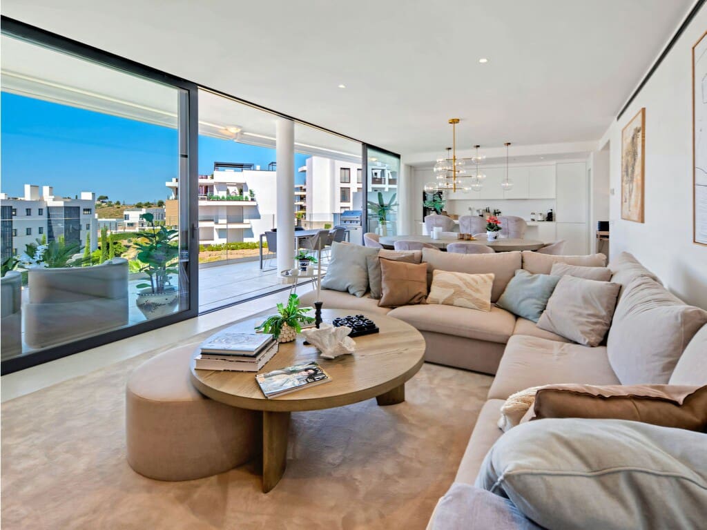 3 Zimmer Apartment zu verkaufen in Fuengirola mit Pool Garage - 690.000 € (Ref: 10015138)