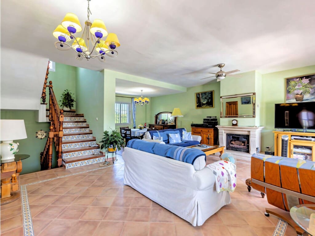 4 quarto Moradia para venda em Coin com piscina garagem - 745 000 € (Ref: 10017126)