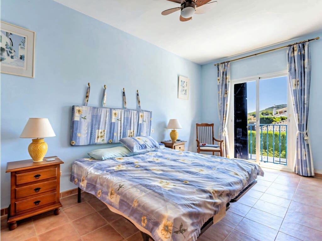 4 quarto Moradia para venda em Coin com piscina garagem - 745 000 € (Ref: 10017126)