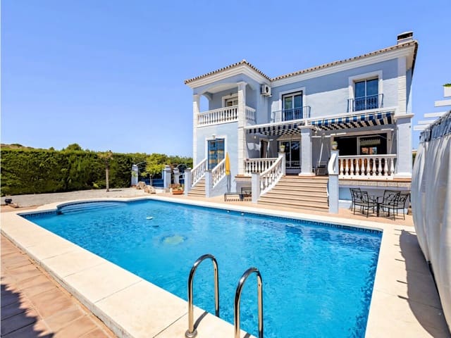 4 bedroom Villa for sale in Coín with pool garage - € 745,000 (Ref: 10017126)