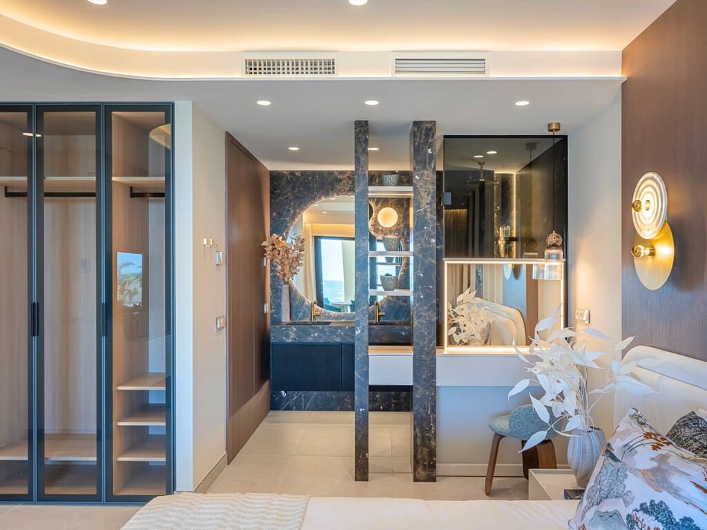 2 bedroom Apartment for sale in New Golden Mile with pool - € 1,595,000 (Ref: 10017128)
