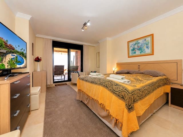 2 sovrum Lägenhet till salu i Costalita, Estepona med pool garage - 499 950 € (Ref: 10020296)