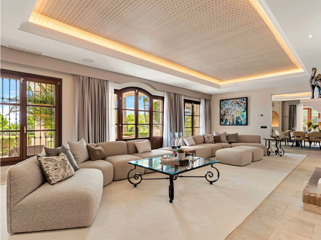 Chalet de 5 habitaciones en Benahavís en venta con piscina garaje - 4.750.000 € (Ref: 10022075)