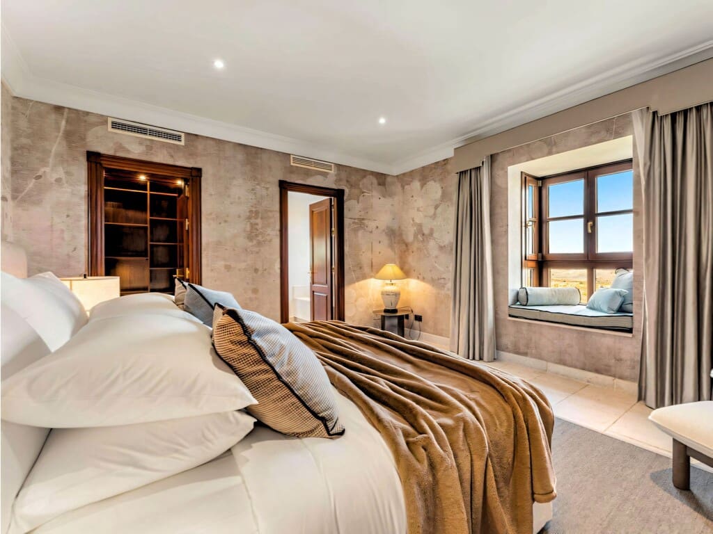 Chalet de 5 habitaciones en Benahavís en venta con piscina garaje - 4.750.000 € (Ref: 10022075)