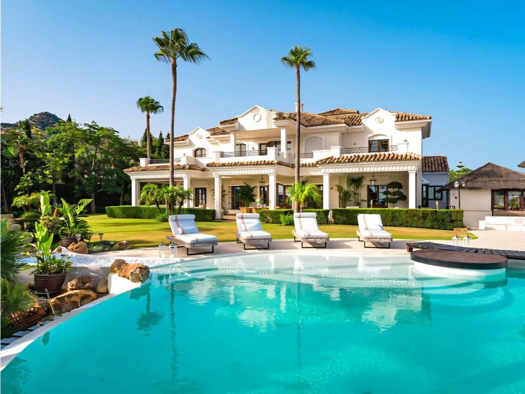 Chalet de 5 habitaciones en Benahavís en venta con piscina garaje - 4.750.000 € (Ref: 10022075)