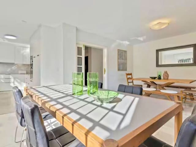 6 sovrum Villa till salu i Elviria, Marbella med pool garage - 1 200 000 € (Ref: 10022076)