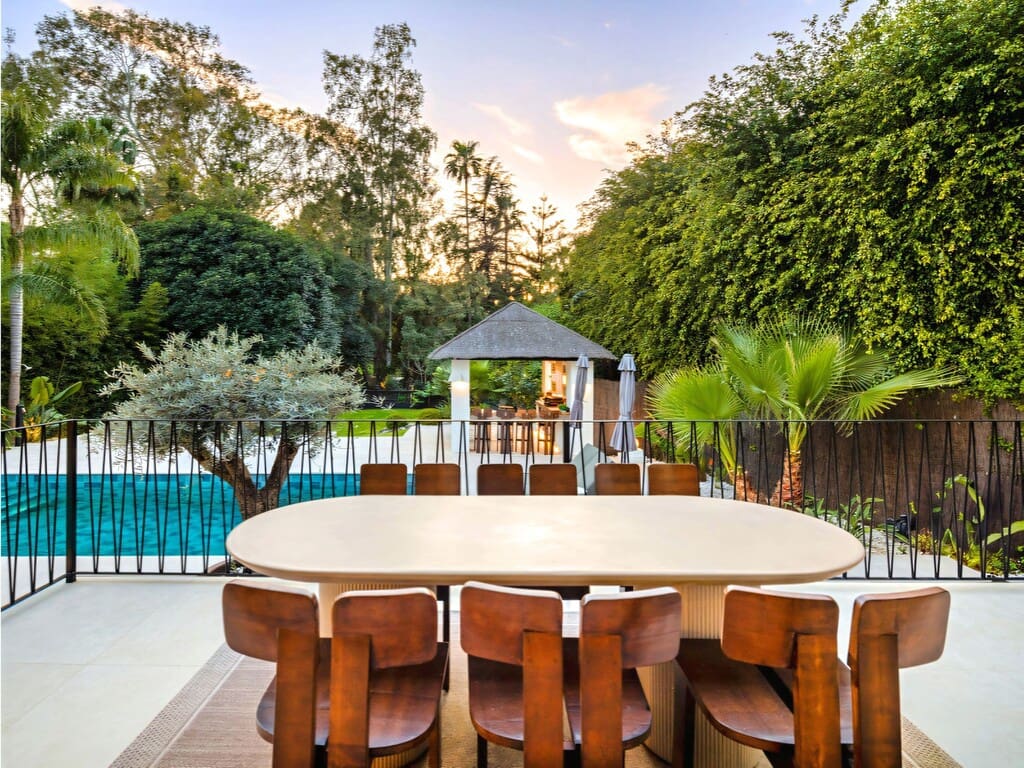 5 chambre Villa/Maison à vendre à Nueva Andalucia avec piscine garage - 4 290 000 € (Ref: 10025182)